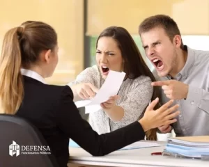 maltrato a funcionarios publicos chile